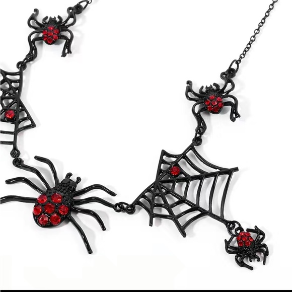 Spiderweb Necklace - Picture 6 of 8